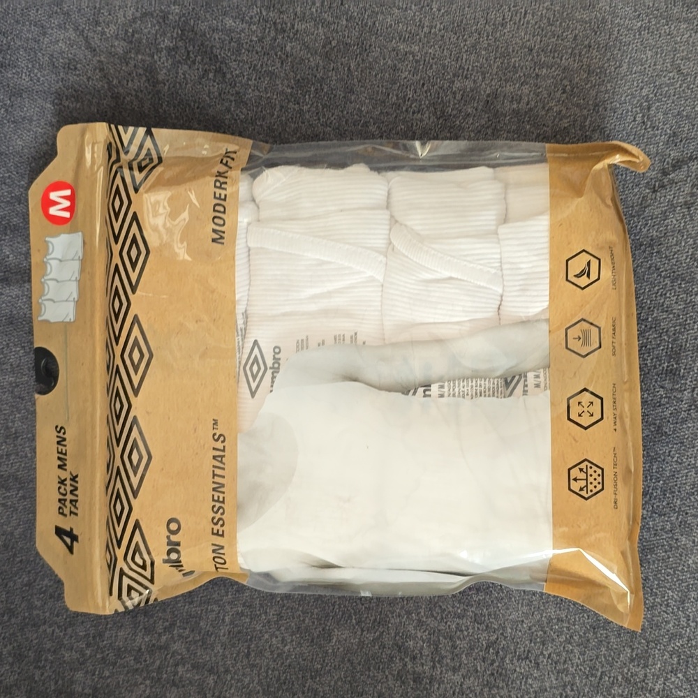 UMBRO MENS TANK